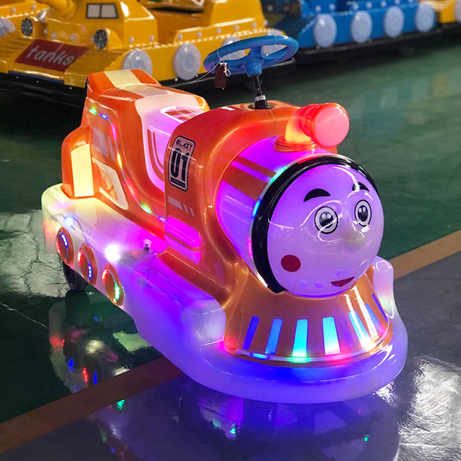 詹姆斯碰碰車